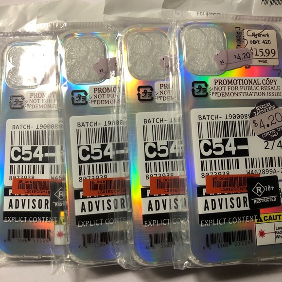 iPhone 11 case - Picture 1 of 2